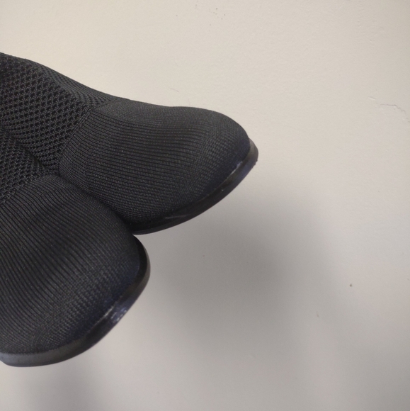 Easy Spirit Women's Black Knitted Stretch Ankle Booties Size 8.5" - Picture 5 of 10